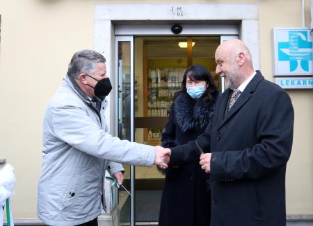 OTVORITEV LEKARNE CERKNICA 40 FOTO LJUBO VUKELIČ